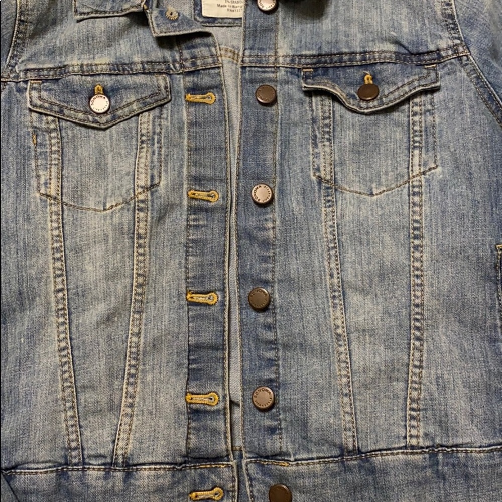 Denim jacket - Picture 3 of 5